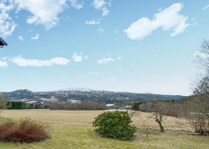 Stunning In Eidsvag I Romsdal Апартаменты